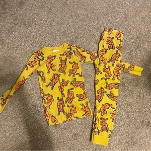 Hanna Andersson Yellow Tiger Print Pajama Set